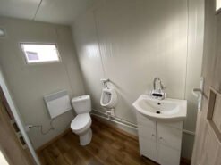 Alternative view of Contenedor 5x2,40m + Sanitario