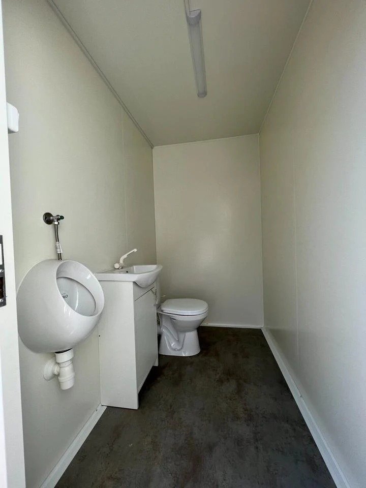 Remolque Sanitario Autónomo con Tanques - Imagen 10