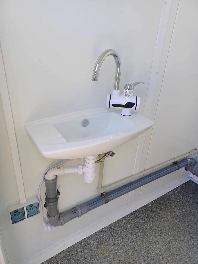 Contenedor Sanitario Doble de 2 Cabinas - Imagen 11