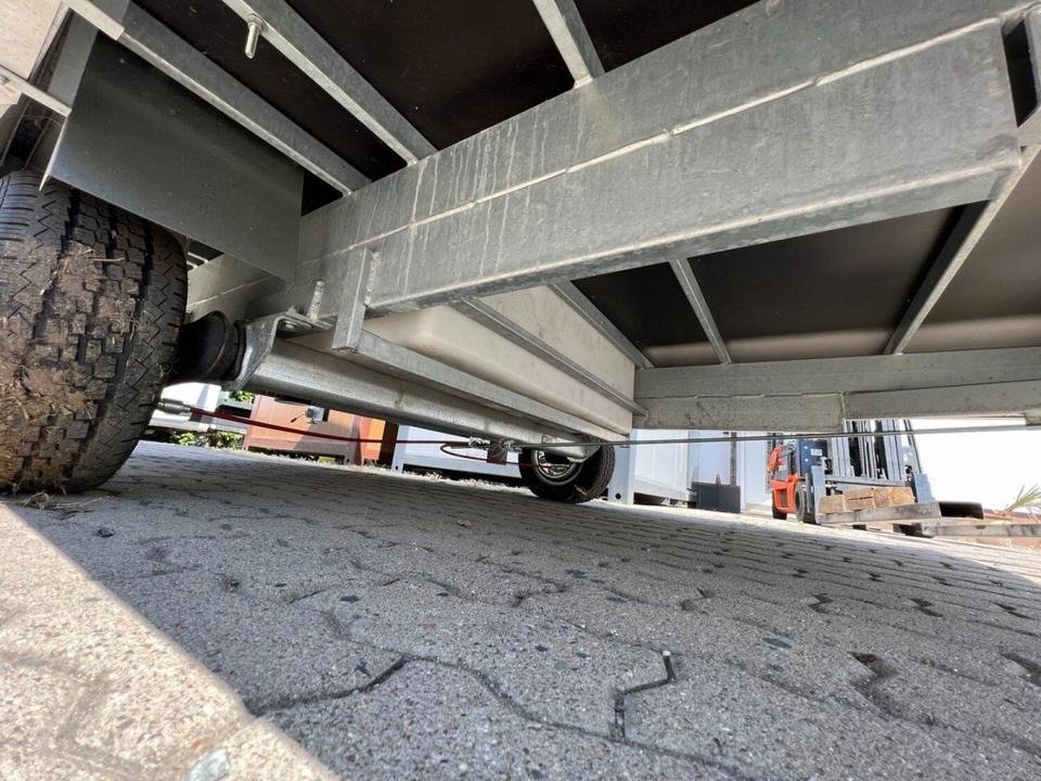 Remolque Sanitario Autónomo con Tanques - Imagen 12